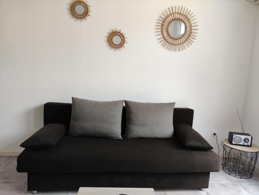 L'Atelier De La Cite - Parking Gratuit Apartment Carcassone Exterior photo