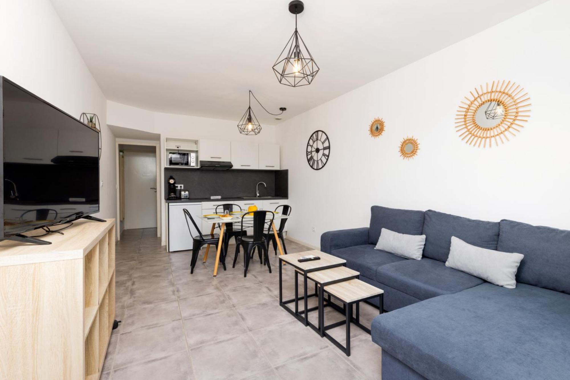 L'Atelier De La Cite - Parking Gratuit Apartment Carcassone Exterior photo