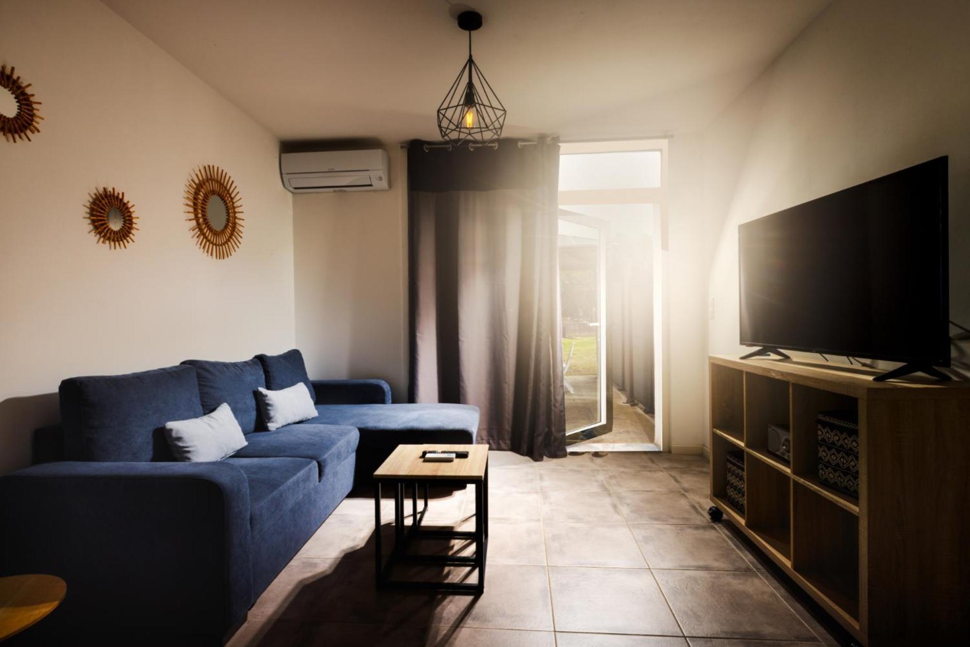 L'Atelier De La Cite - Parking Gratuit Apartment Carcassone Exterior photo